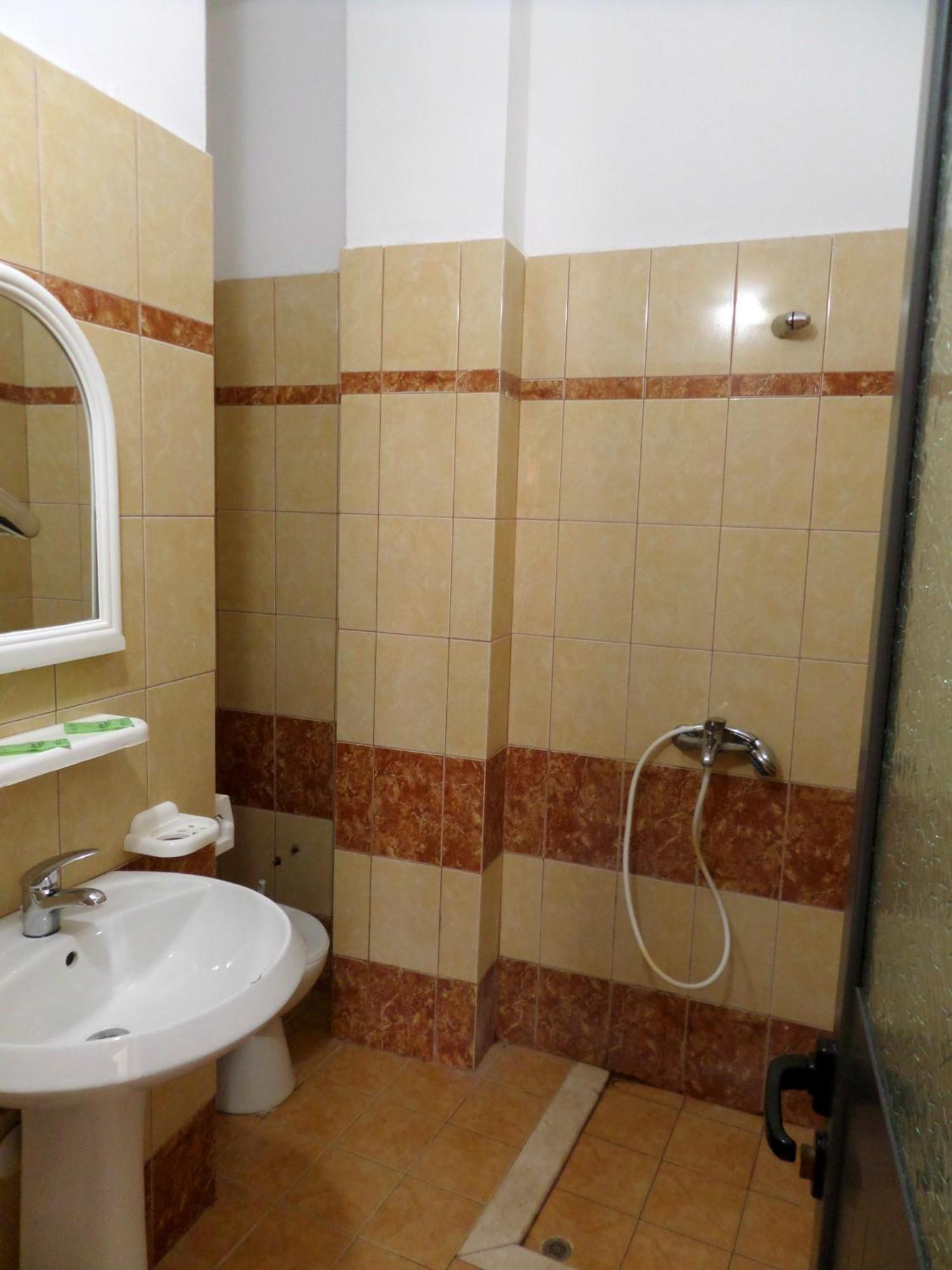 Hotel Belle Vue Dhermi Exterior photo